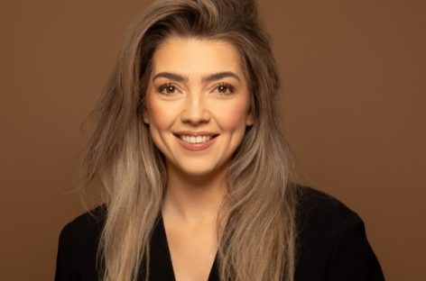 Iris Gündel op HypoVak: generatieverschillen in de adviespraktijk